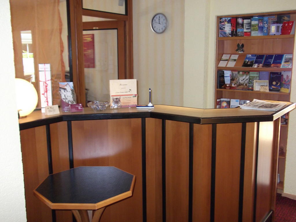 Pension & Cafe Am Kraehenberg Halle  Luaran gambar