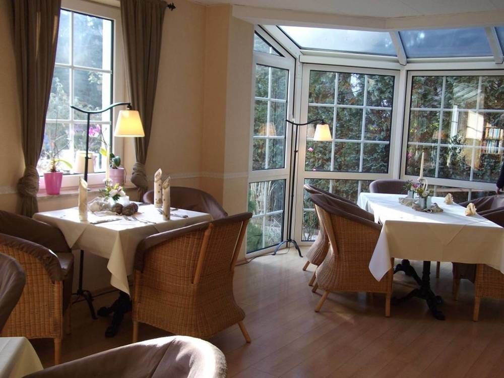 Pension & Cafe Am Kraehenberg Halle  Luaran gambar